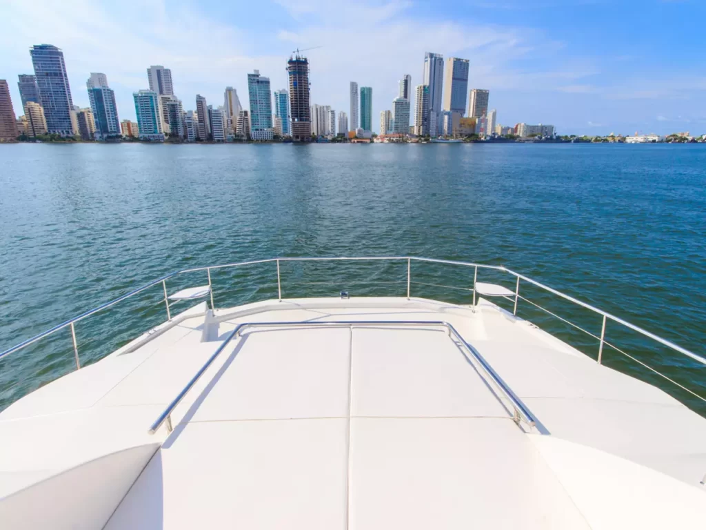 43 FT’  Yacht Catamaran