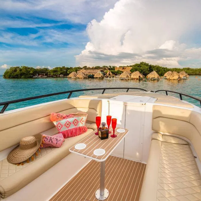40 Ft Speed Boat Luxury - 3 - Classy Cartagena