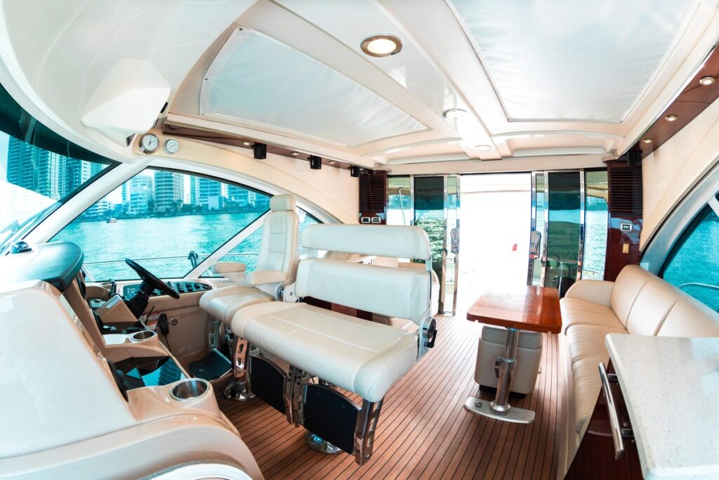 62 FT’ Sea Ray Yacht