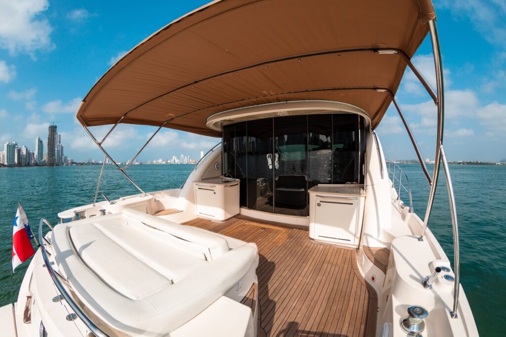62 FT’ Sea Ray Yacht