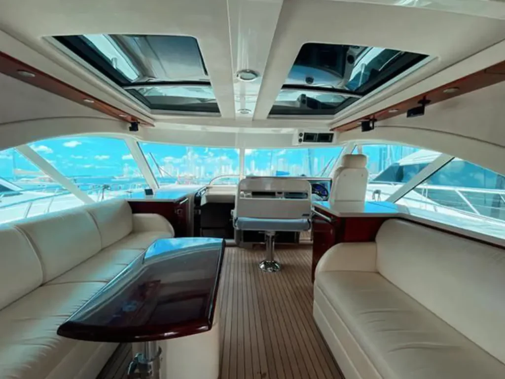 64 Ft Sea Ray – Luxury Yacht